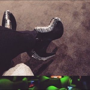 Wedge like shoes